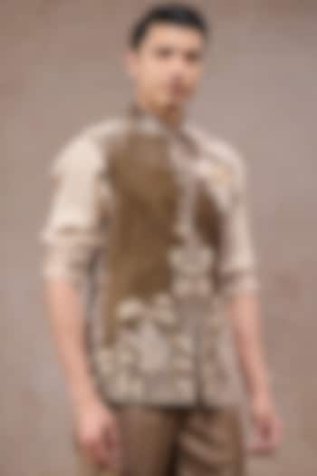 Olive Silk Velvet Hand Embroidered Waistcoat by Tarun Tahiliani Men at Pernia's Pop Up Shop