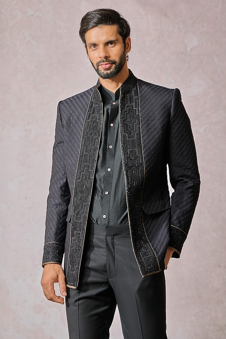 Black Chanderi Jacquard Hand Embroidered Groom Bandhgala Set by Tarun Tahiliani Men at Pernia's Pop Up Shop