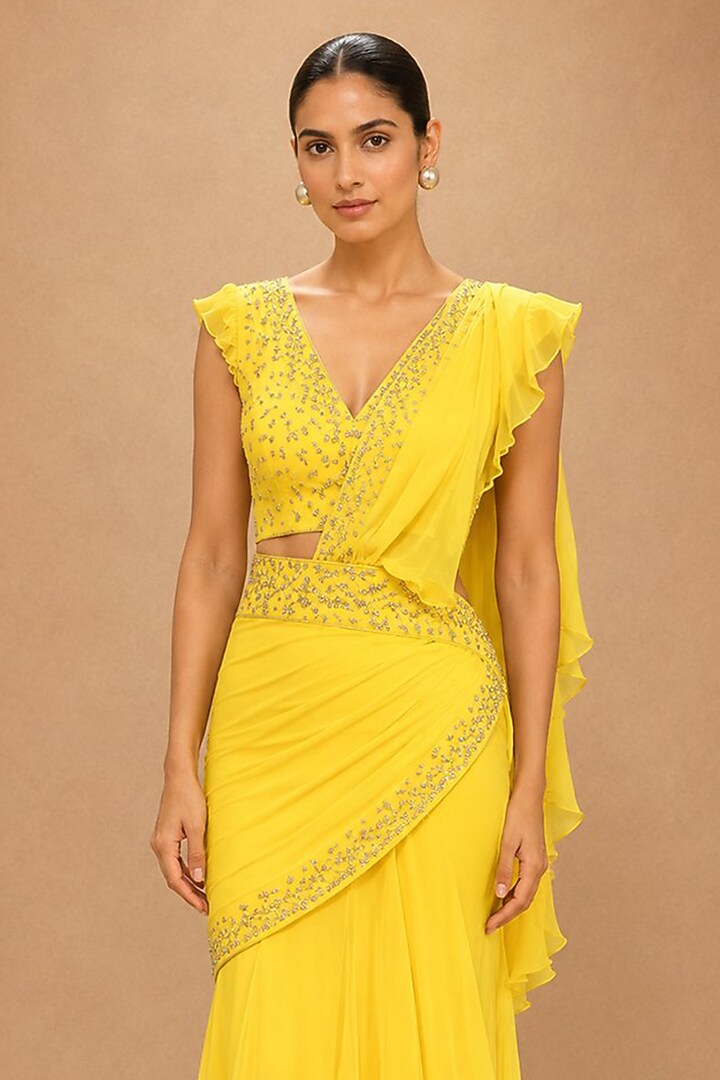 Yellow Viscose Georgette & Satin Embroidered Pre-Draped Reception Saree Set by THE MOLA at Pernia's Pop Up Shop