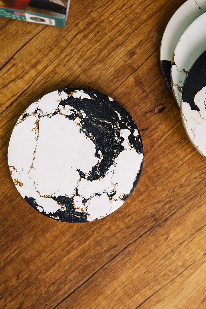 Black & White Resin Round Coaster Set by Think Artly at Pernia's Pop Up Shop