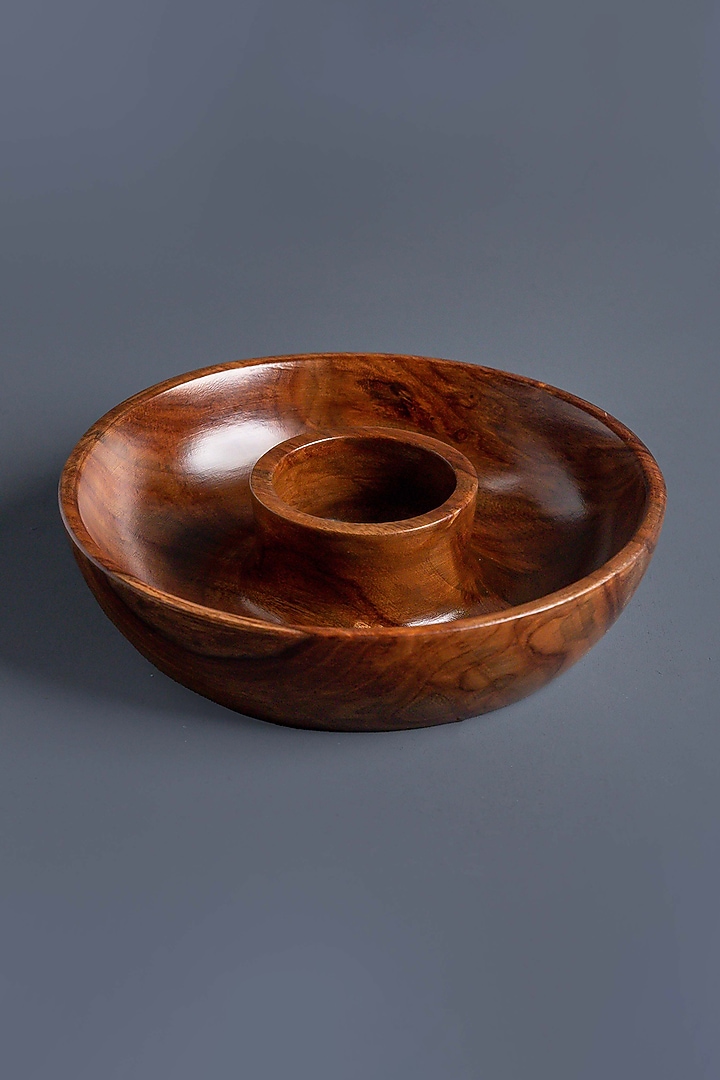 Brown Sheesham Wood Chip & Dip Bowl by Think Artly at Pernia's Pop Up Shop