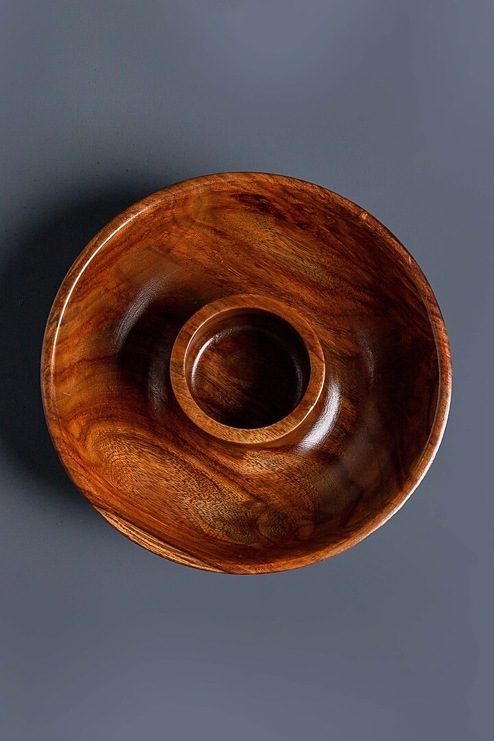 Brown Sheesham Wood Chip & Dip Bowl by Think Artly at Pernia's Pop Up Shop
