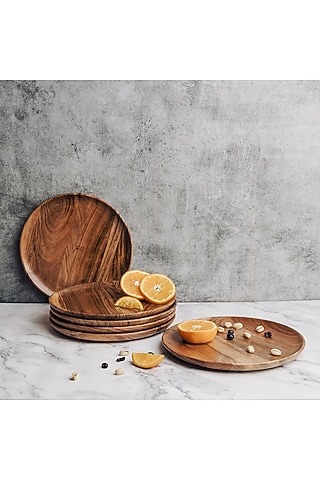 Brown Acacia Wood Plate Set by Think Artly