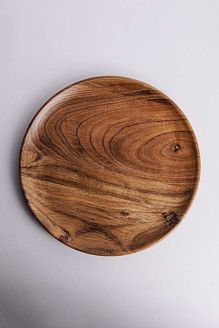 Brown Acacia Wood Plate Set by Think Artly at Pernia's Pop Up Shop