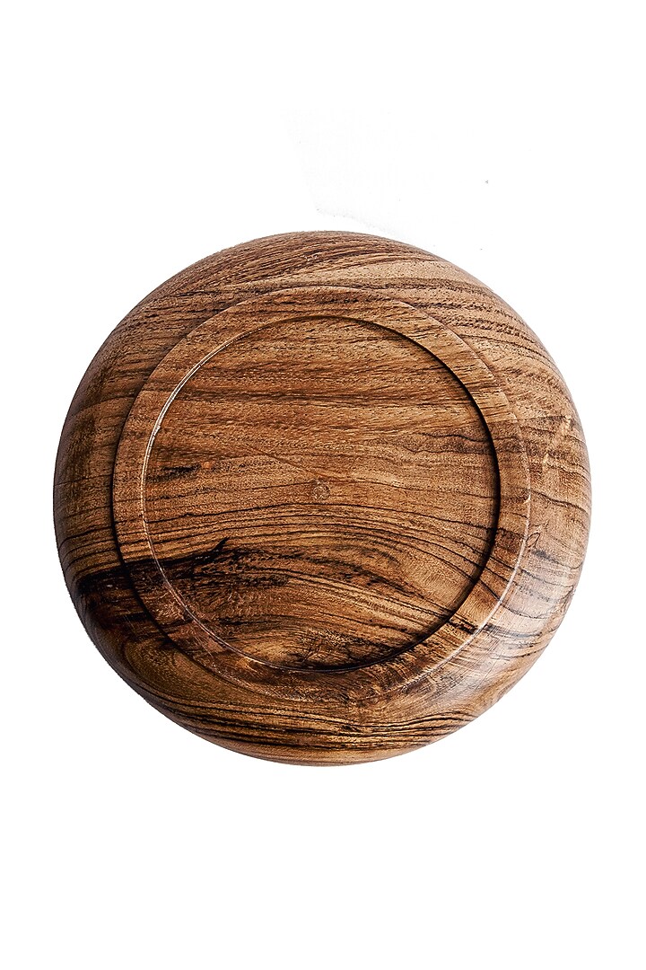 Brown Acacia Wood Plate Set by Think Artly at Pernia's Pop Up Shop