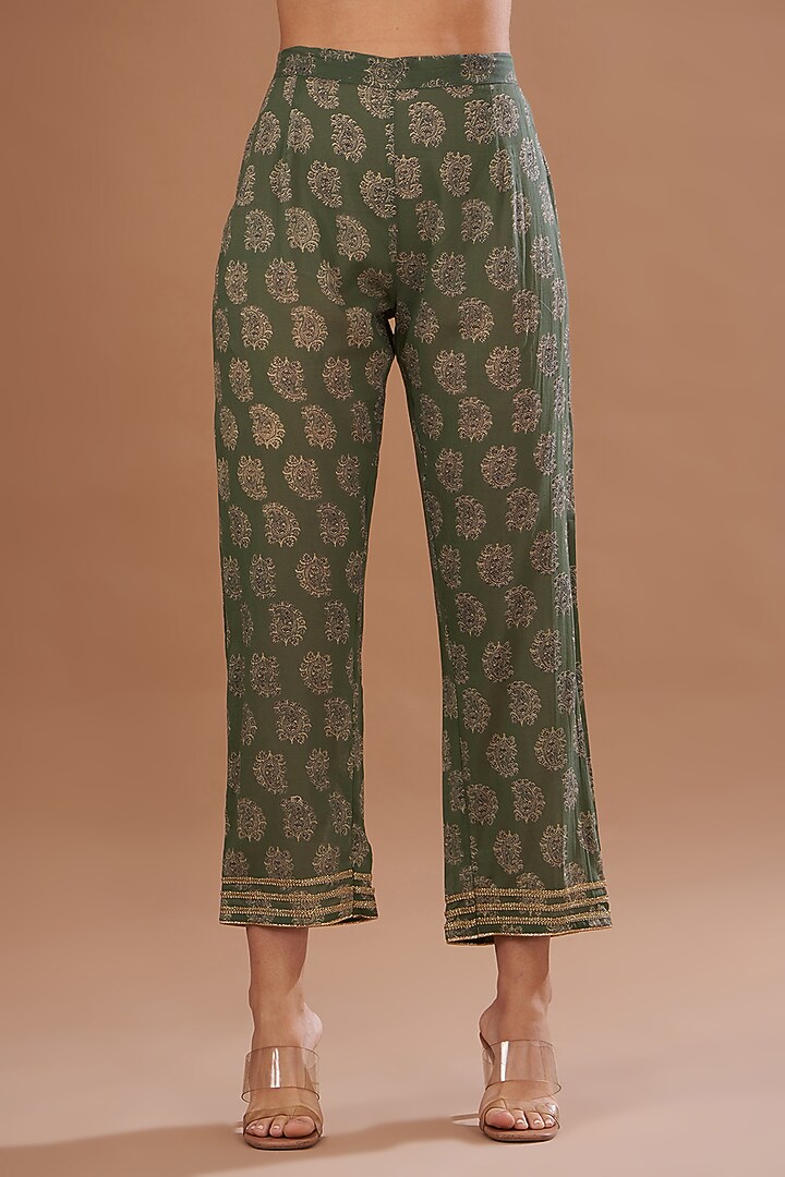 Green Soft Cotton Block Printed & Hand Embroidered Kurta Set by The Home Affair at Pernia's Pop Up Shop