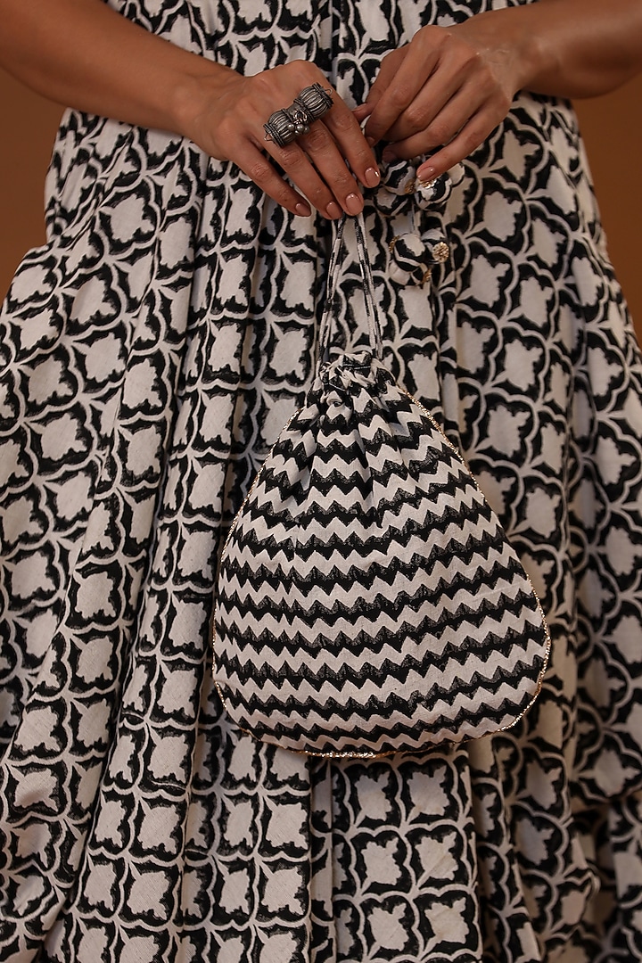 White & Black Handloom Cotton Hand Block Printed Draped Choga Vacation Dress With Potli by The Home Affair at Pernia's Pop Up Shop