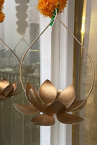 Gold Iron Hanging Tealight Candles (Set of 2) by The house of trendz