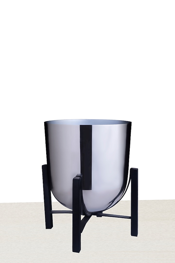 Silver Iron Table Planter by The house of trendz at Pernia's Pop Up Shop