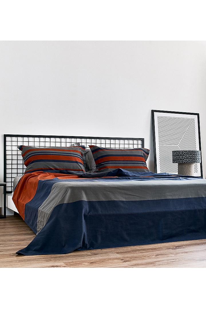 Multi-Colored Yarn-Dyed & Woven Bedsheet Set by Thoppia