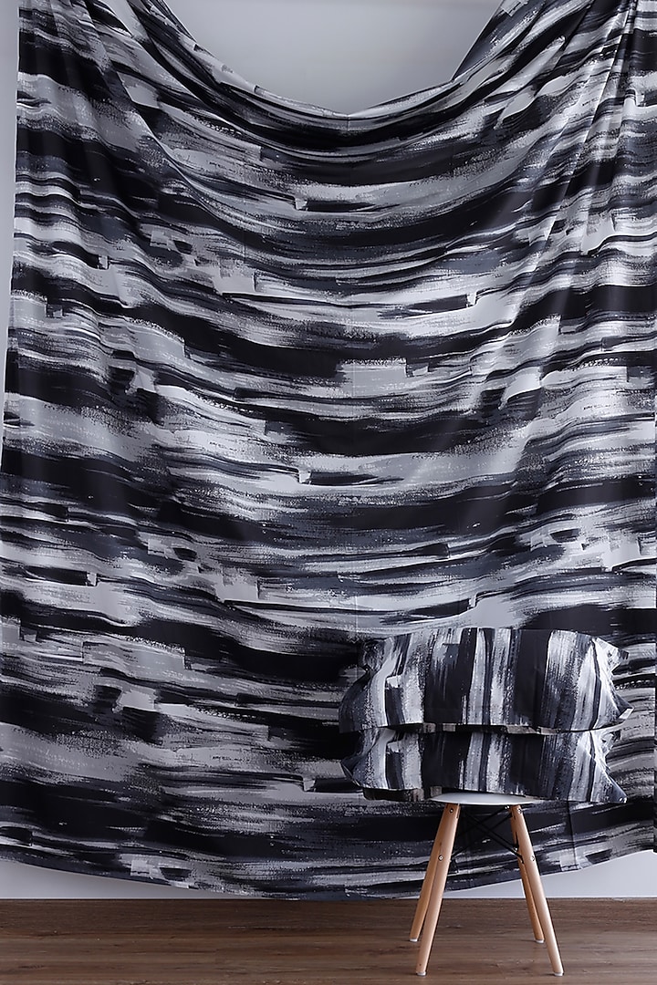 Black & White Printed Bedsheet Set by Thoppia at Pernia's Pop Up Shop