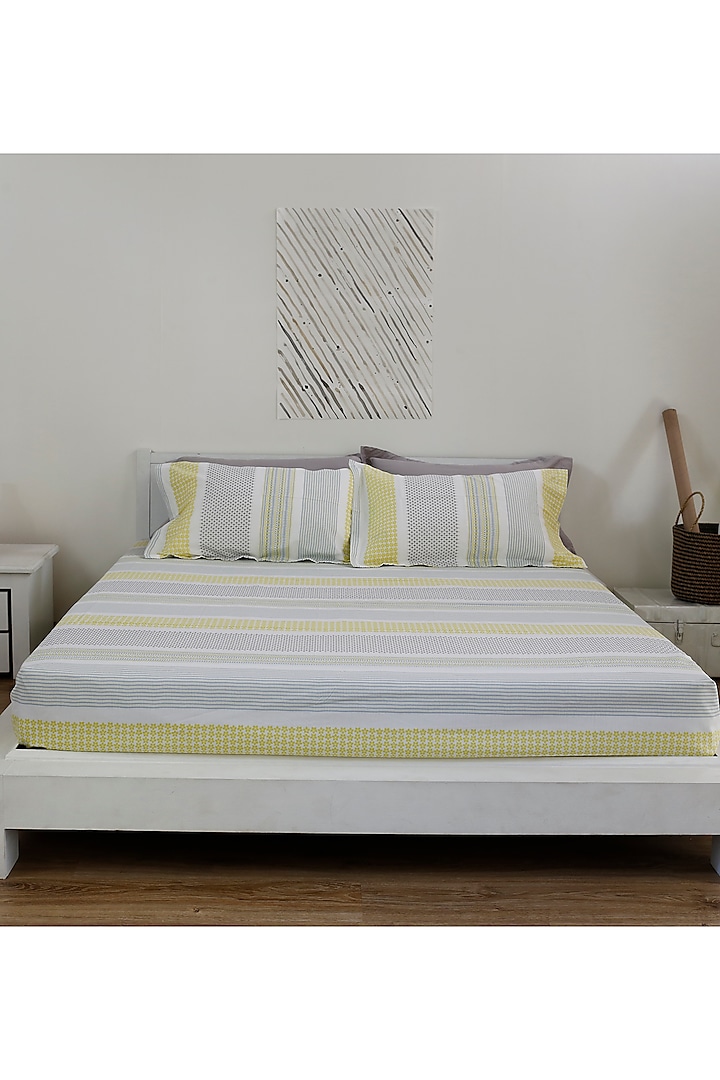 Butter Yellow & White Printed Bedsheet Set by Thoppia