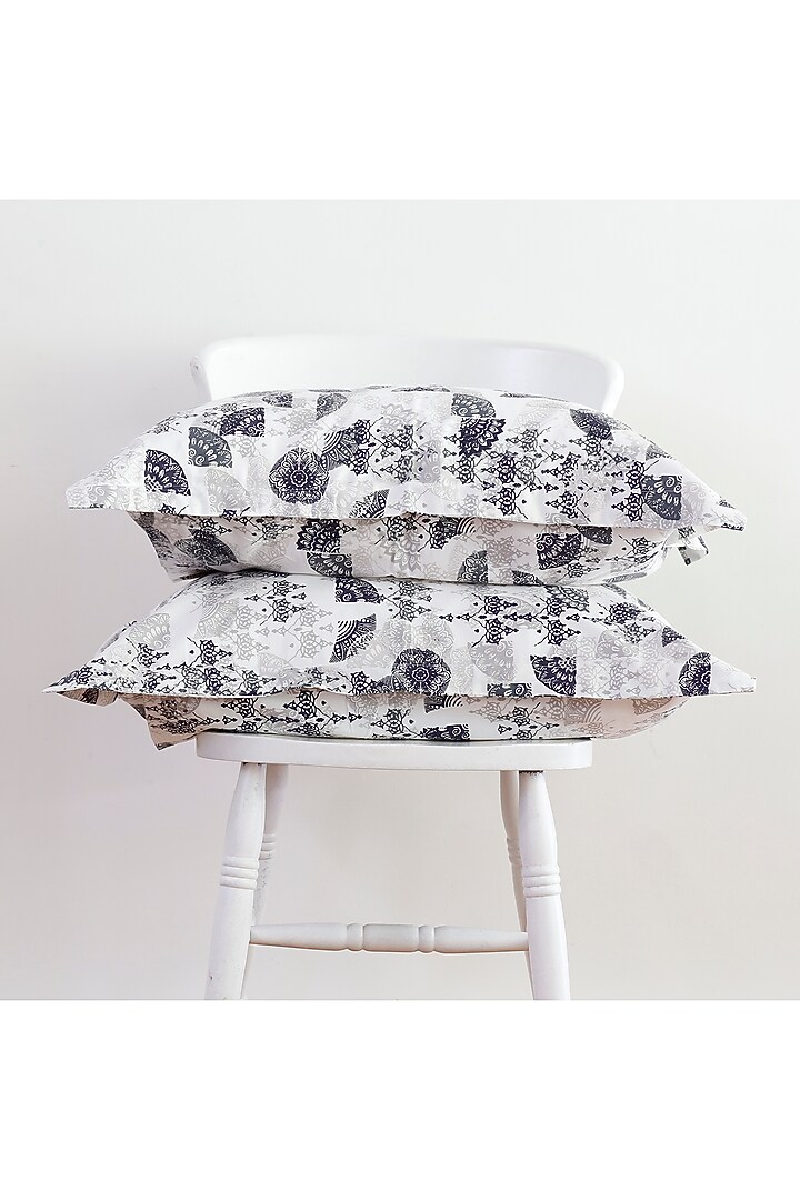 White & Black Printed Bedsheet Set by Thoppia at Pernia's Pop Up Shop