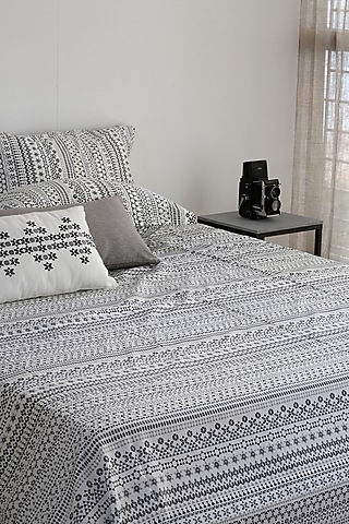 Black & White Rotary Printed Bedsheet Set by Thoppia
