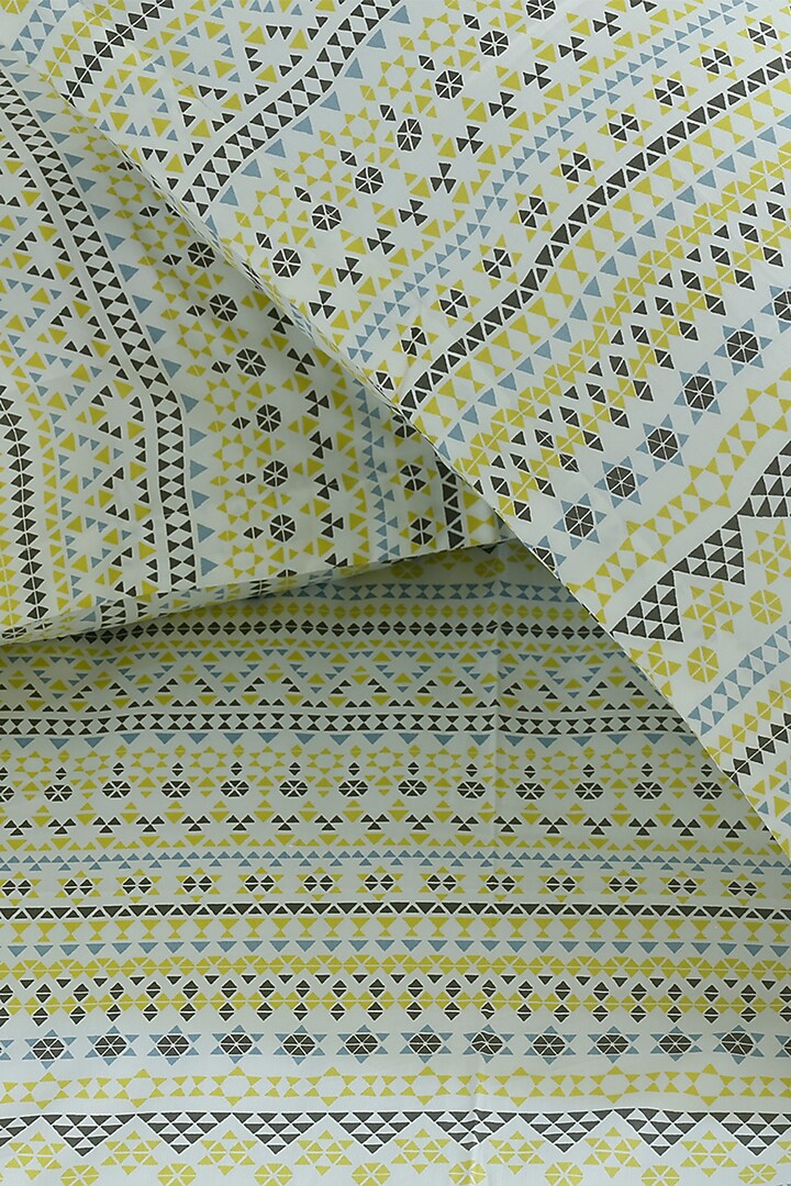 Lime Printed Bedsheet Set by Thoppia at Pernia's Pop Up Shop