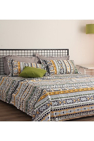 Multi-Colored Rotary Printed Bedsheet Set by Thoppia