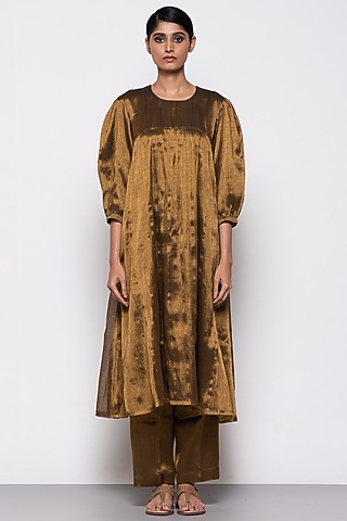 Copper Zari & Handloom Tissue Gathered Handwoven Kurta Set by THE WEAVES