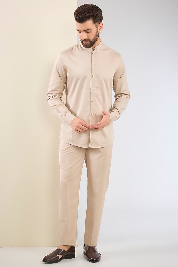 Ivory Beige Silk Double Georgette Printed & Embroidered Groom Bandhgala Set by Tarun Tahiliani Men at Pernia's Pop Up Shop