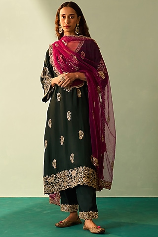 Green Silk Embroidered Choga Set by Angad Singh