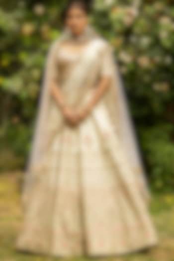 White Raw Silk Embroidered Wedding Lehenga Set by Angad Singh at Pernia's Pop Up Shop