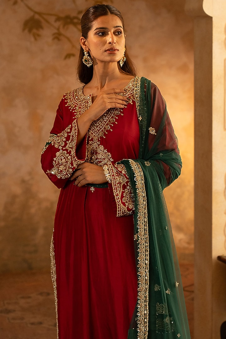 Maroon Silk Embroidered Kurta Set by Angad Singh at Pernia's Pop Up Shop