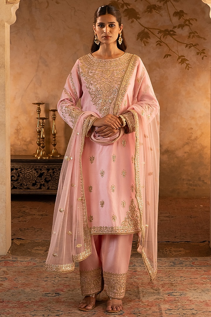 Blush Pink Silk Embroidered Kurta Set by Angad Singh at Pernia's Pop Up Shop