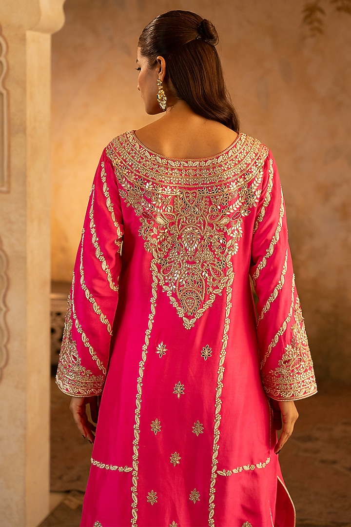 Fuchsia Pink Silk Embroidered Kurta Set by Angad Singh at Pernia's Pop Up Shop