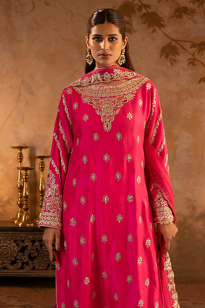Fuchsia Pink Silk Embroidered Kurta Set by Angad Singh at Pernia's Pop Up Shop