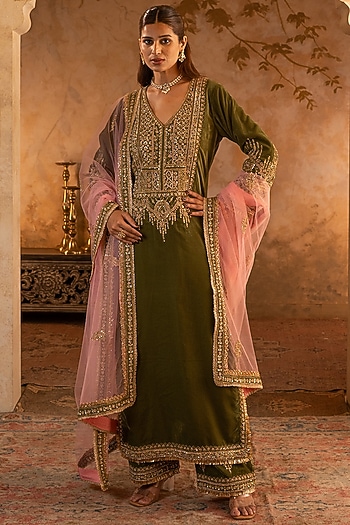 Olive Green Velvet Embroidered Kurta Set by Angad Singh at Pernia's Pop Up Shop
