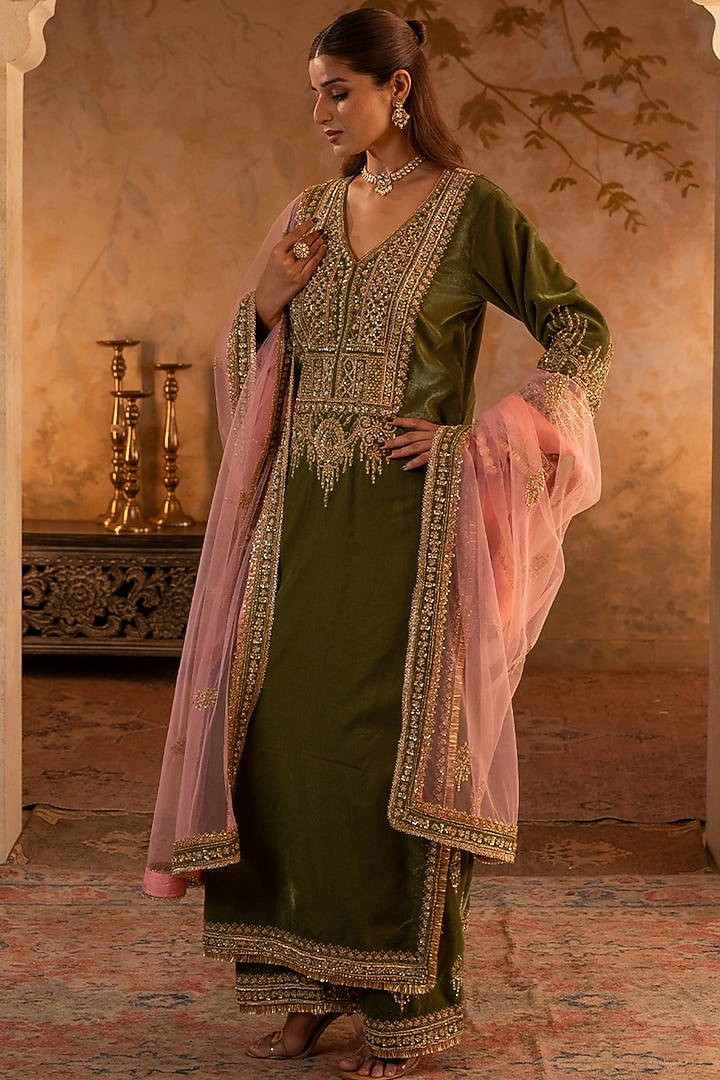 Olive Green Velvet Embroidered Kurta Set by Angad Singh at Pernia's Pop Up Shop