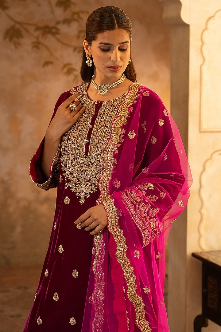 Dark Crimson Velvet Embroidered Kurta Set by Angad Singh at Pernia's Pop Up Shop