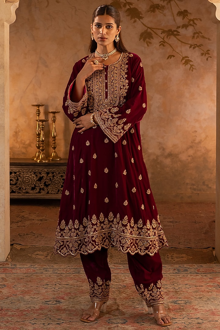 Dark Crimson Velvet Embroidered Kurta Set by Angad Singh at Pernia's Pop Up Shop