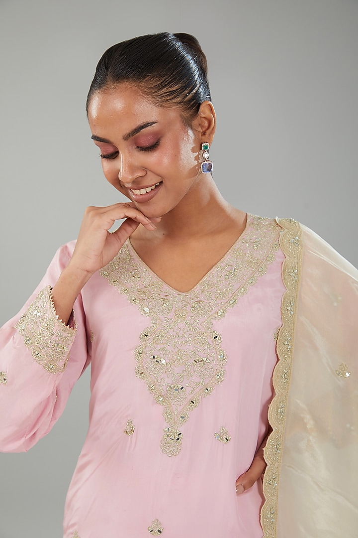 Blush Pink Silk Mirror Embroidered Kurta Set by Angad Singh at Pernia's Pop Up Shop