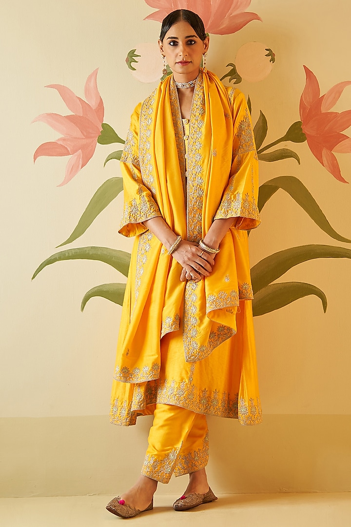 Yellow Chanderi Silk Zari Embroidered Choga Kurta Set by Angad Singh