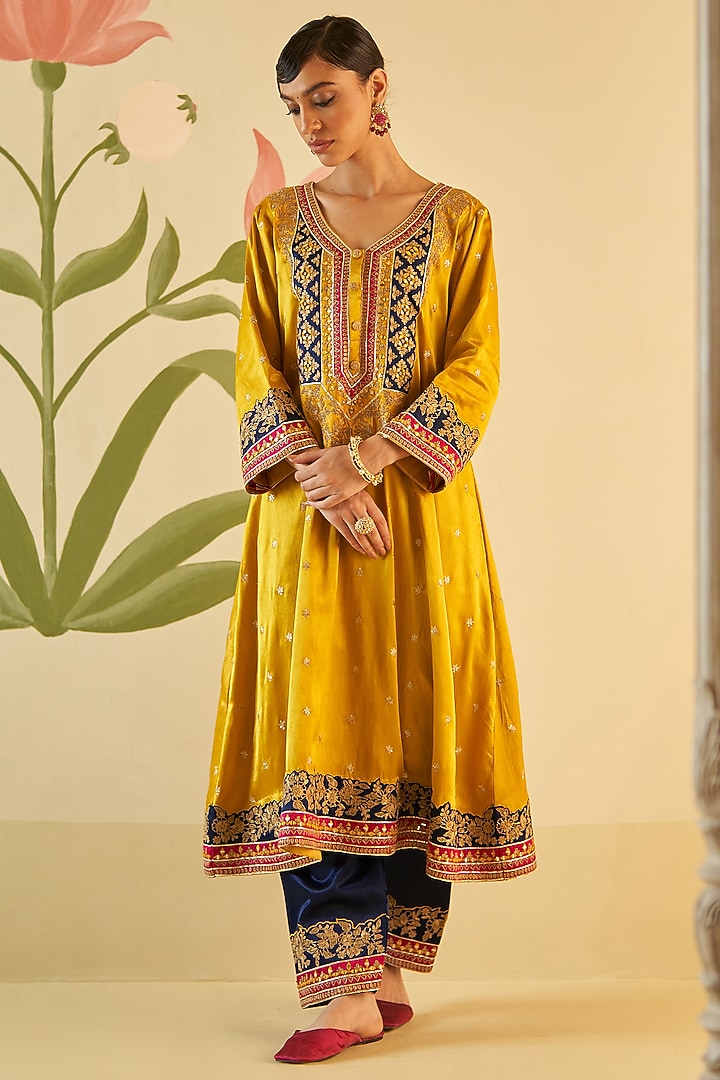 Mustard Yellow Satin Gota Patti & Applique Embroidered Choga Kurta Set by Angad Singh at Pernia's Pop Up Shop