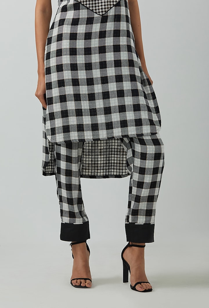 Black & White Cotton Zari Printed Kurta Set by The Indian Cause at Pernia's Pop Up Shop