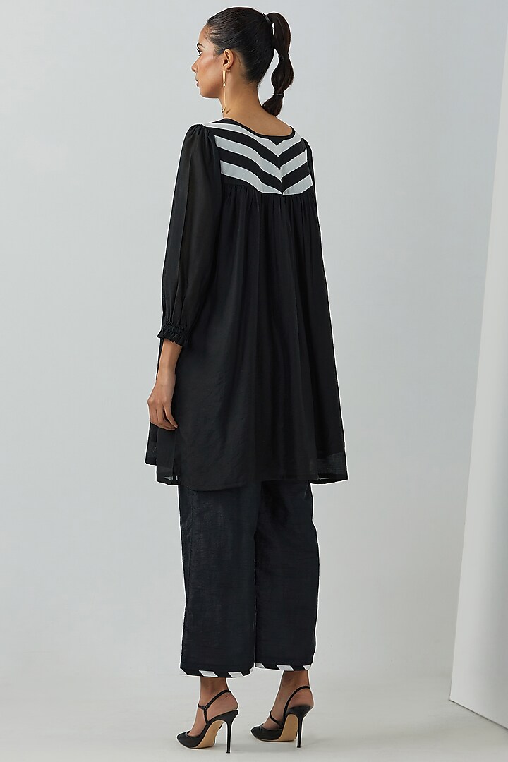Black Chanderi Gathered Tunic by The Indian Cause at Pernia's Pop Up Shop