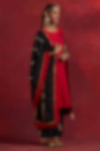 Red Raw Silk Gota Work Straight Kurta Set by The Indian Cause at Pernia's Pop Up Shop
