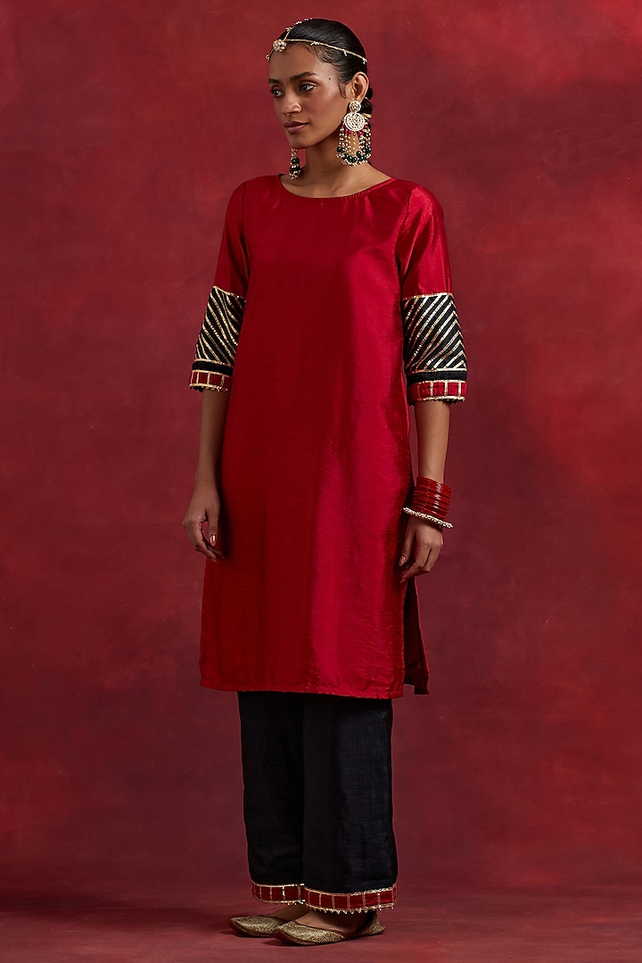 Red Raw Silk Gota Work Straight Kurta Set by TIC at Pernia's Pop Up Shop