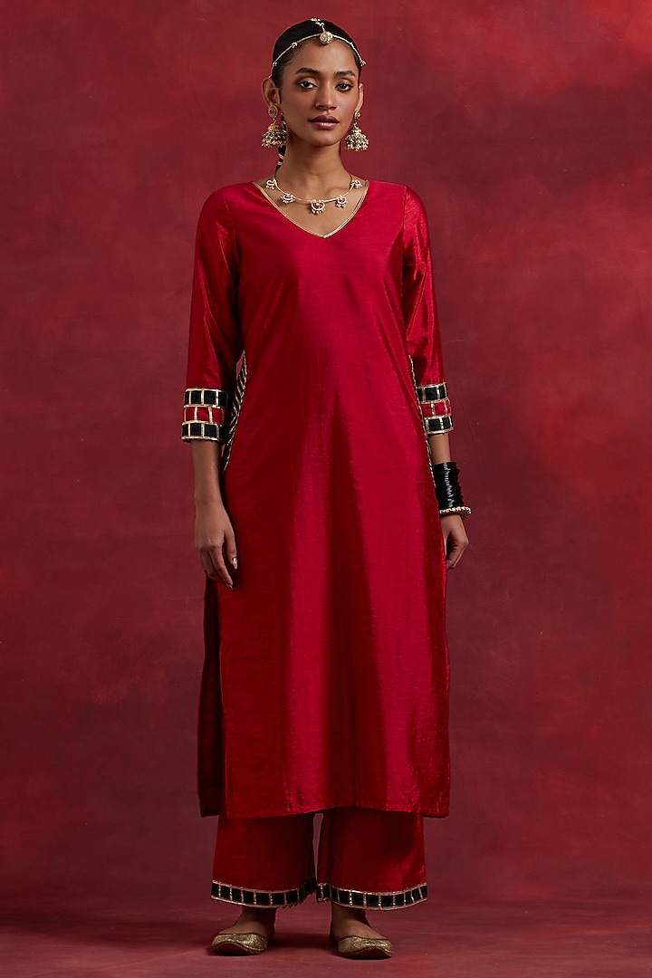 Red Raw Silk Gota Work Straight Kurta Set by TIC at Pernia's Pop Up Shop