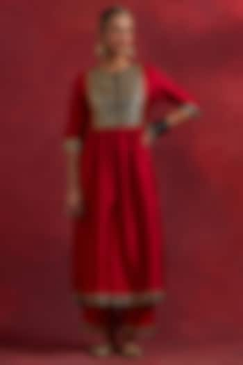 Red Raw Silk Gota Work Kurta by TIC at Pernia's Pop Up Shop