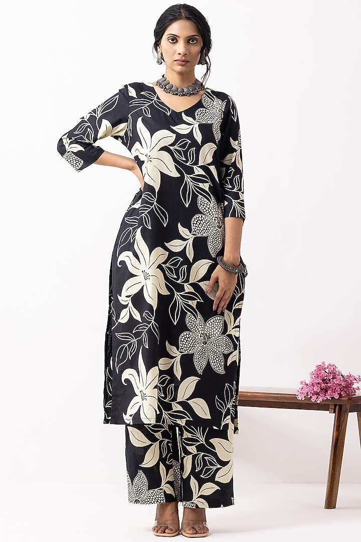 Black Cotton Block Printed Kurta Set by The Indian Cause at Pernia's Pop Up Shop