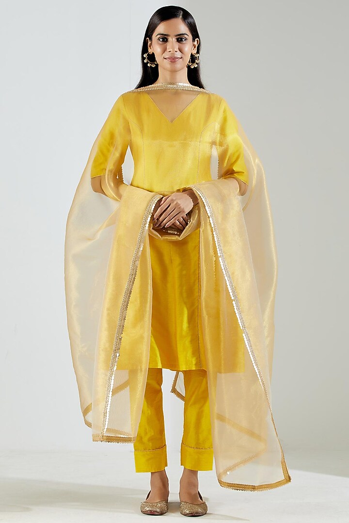 Yellow Silk Dupion Kurta Set by The Indian Cause at Pernia's Pop Up Shop