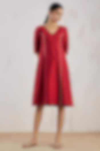 Red Silk Dupion Knee-Length Dress by TIC