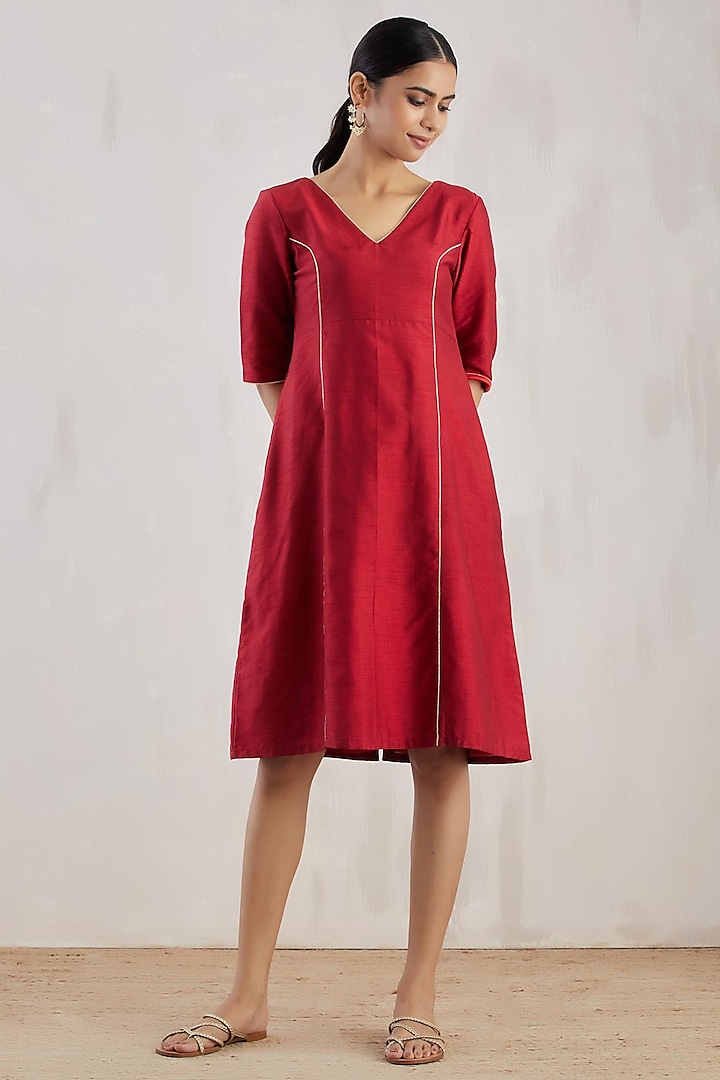 Red Silk Dupion Knee-Length Dress by TIC