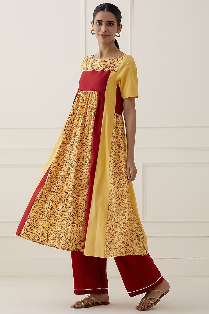 Yellow Cotton Printed Kurta Set by The Indian Cause at Pernia's Pop Up Shop