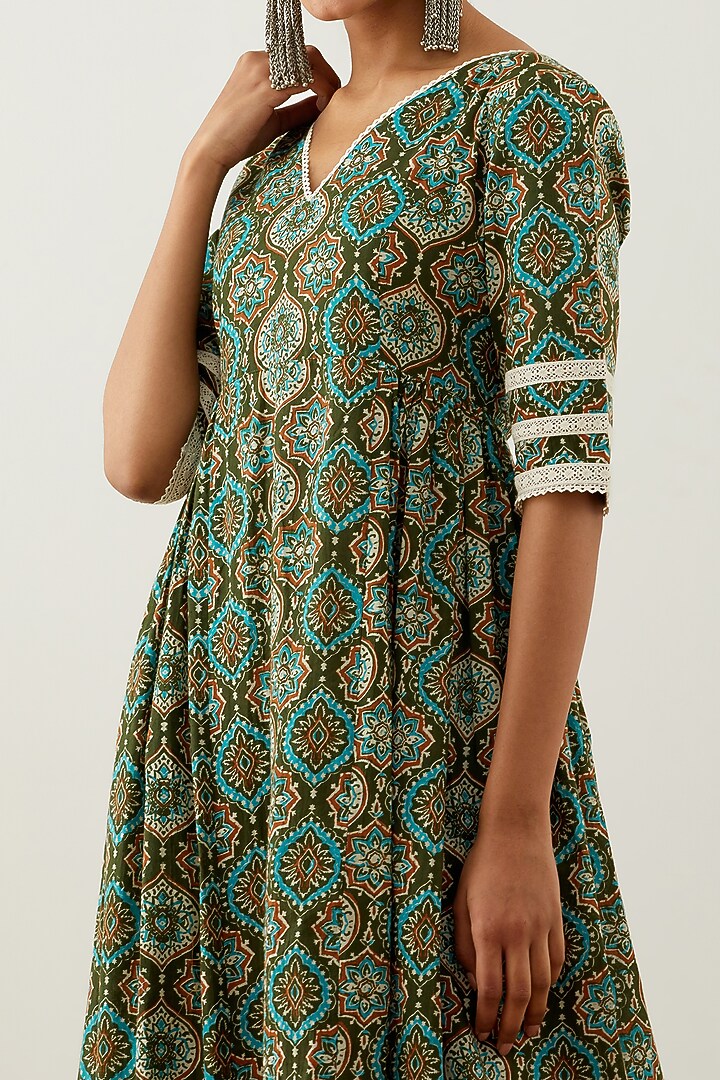 Green Printed Anarkali  Set by The Indian Cause at Pernia's Pop Up Shop