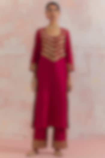 Red Kurta Set In Silk Dupion by The Indian Cause at Pernia's Pop Up Shop