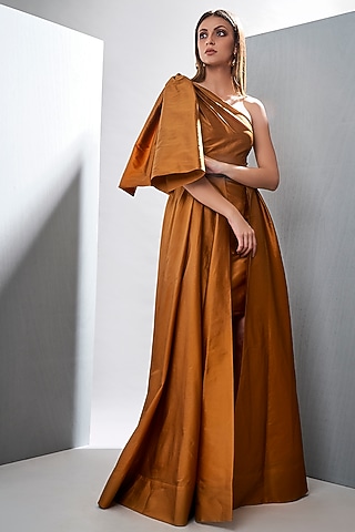 Bollywood Gowns - Buy Latest Designer of Bollywood Gowns for Women Online  2026