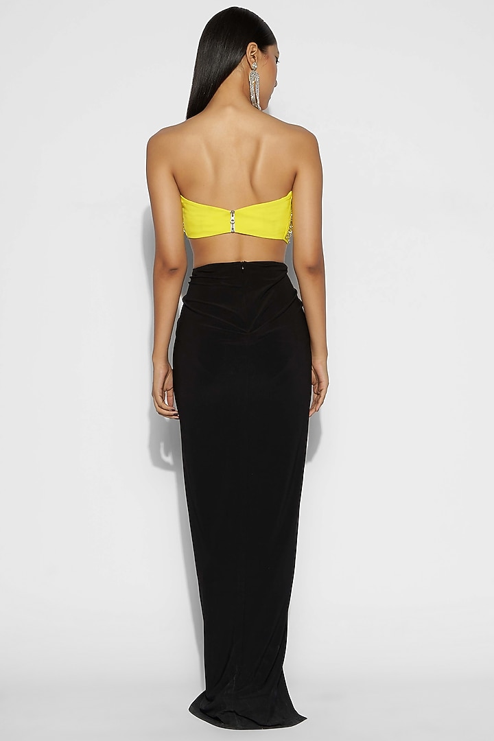 Black Slit Skirt Set by Tisharth By Shivani at Pernia's Pop Up Shop